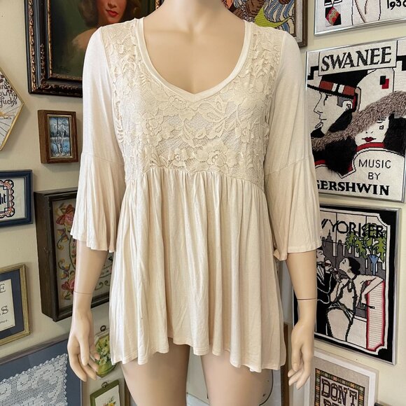 Torrid Off-White Super Soft Knit Lace Detail Wide Neck Tunic Size 3 - Picture 1 of 6